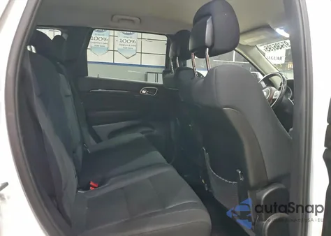 2013 Jeep Grand Cherokee Laredo z USA, uszkodzony, nr VIN 1C4RJFAG2DC644316